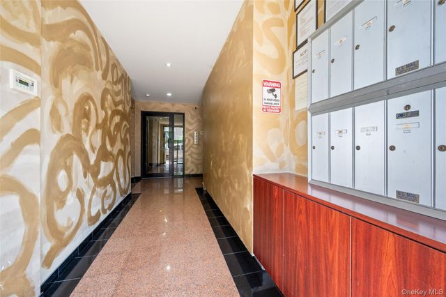 10607 Northern Boulevard 2B, Corona, NY 11368