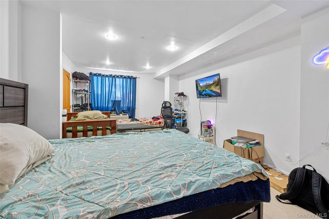 10607 Northern Boulevard 2B, Corona, NY 11368