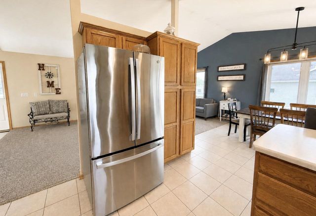 612 Birdie Lane, Poynette, WI 53955