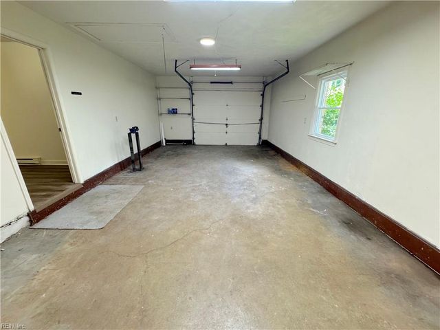 2361 Seaboard RD, Virginia Beach, VA 23456