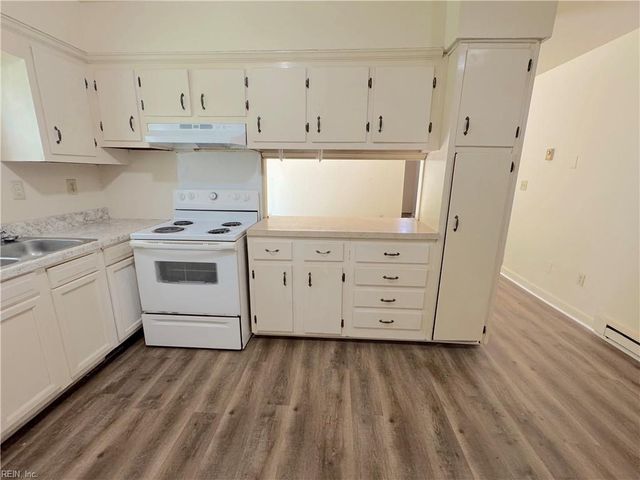2361 Seaboard RD, Virginia Beach, VA 23456