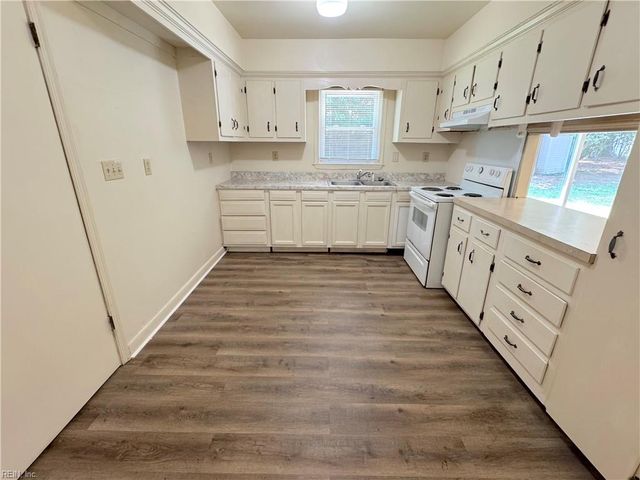 2361 Seaboard RD, Virginia Beach, VA 23456