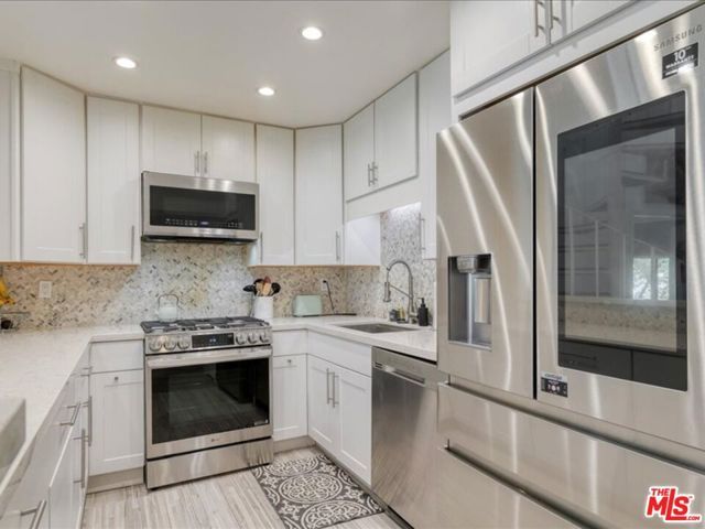 4477 Woodman Avenue 304, Sherman Oaks, CA 91423