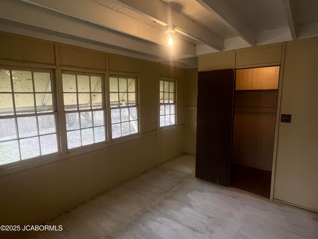 1705 W MCCARTY STREET, Jefferson City, MO 65109