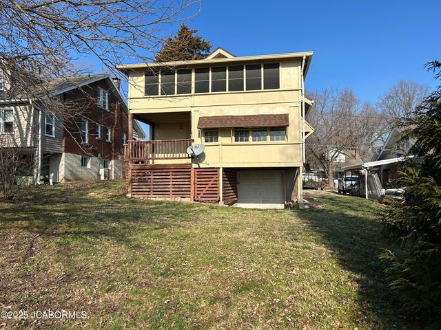 1705 W MCCARTY STREET, Jefferson City, MO 65109