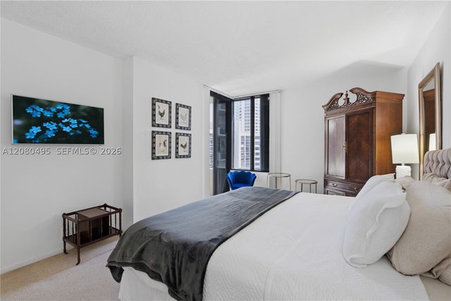 520 Brickell Key Dr A1616, Miami, FL 33131