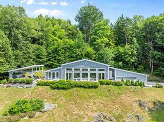 458 Old Farm Road, Stowe, VT 05672