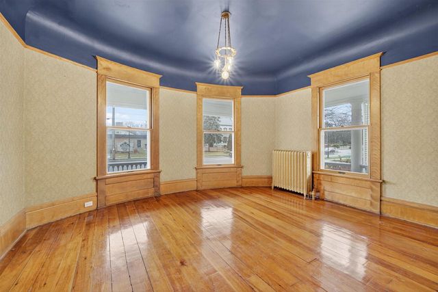 1133 ALGOMA BOULEVARD, Oshkosh, WI 54901