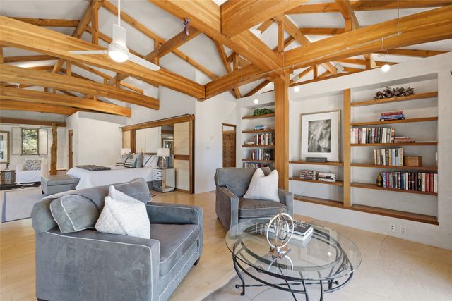 3356 Paseo Segunda, Santa Fe, NM 87501