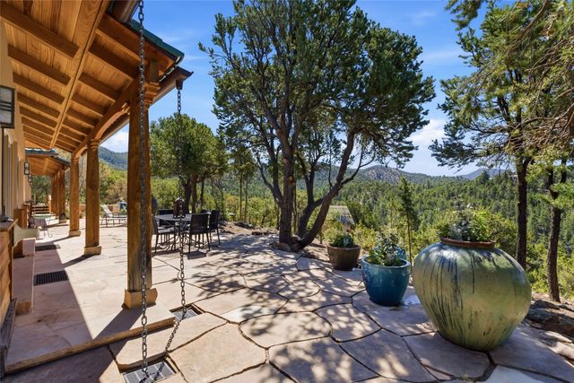 3356 Paseo Segunda, Santa Fe, NM 87501