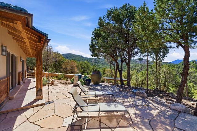 3356 Paseo Segunda, Santa Fe, NM 87501