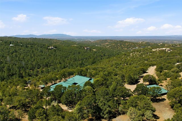 3356 Paseo Segunda, Santa Fe, NM 87501