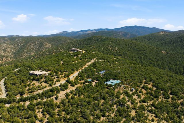 3356 Paseo Segunda, Santa Fe, NM 87501