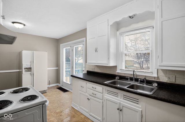 146 E Troy Avenue, Indianapolis, IN 46225