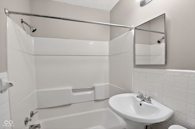 146 E Troy Avenue, Indianapolis, IN 46225