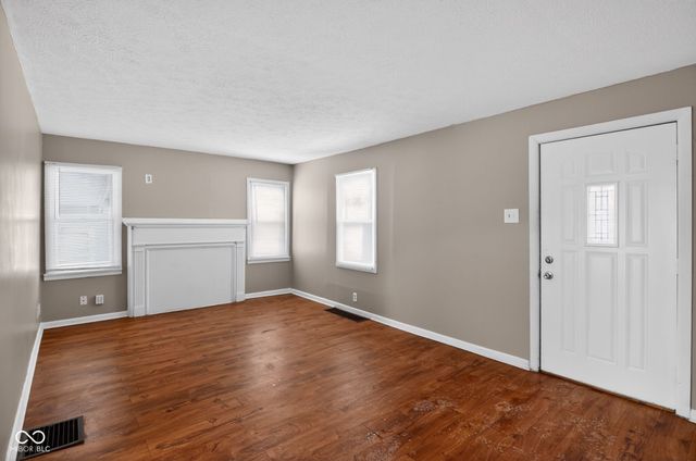 146 E Troy Avenue, Indianapolis, IN 46225