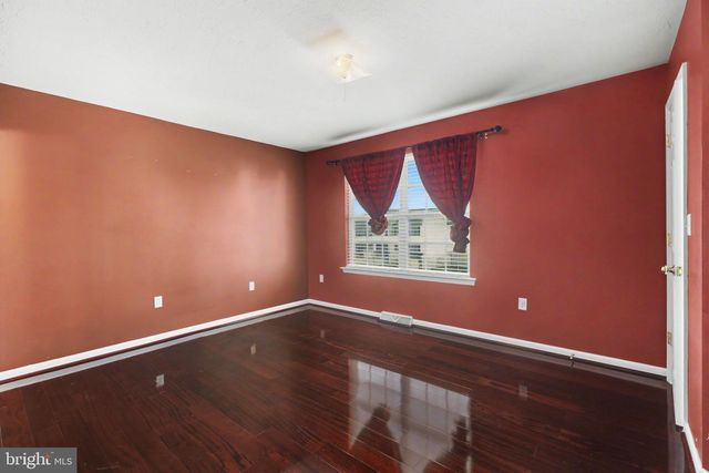 335 CAPE CLIMB DR, York, PA 17408