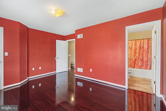 335 CAPE CLIMB DR, York, PA 17408