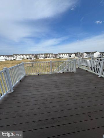 335 CAPE CLIMB DR, York, PA 17408