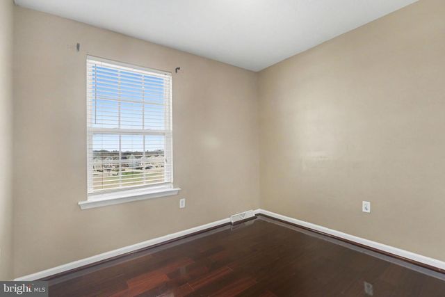 335 CAPE CLIMB DR, York, PA 17408
