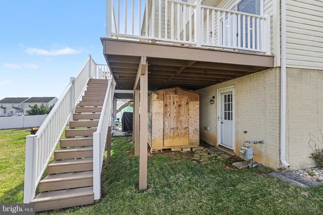 335 CAPE CLIMB DR, York, PA 17408