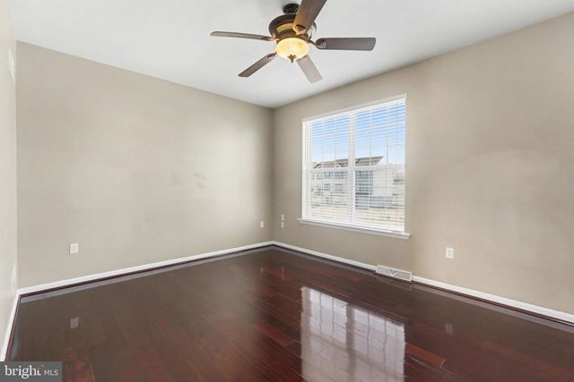 335 CAPE CLIMB DR, York, PA 17408