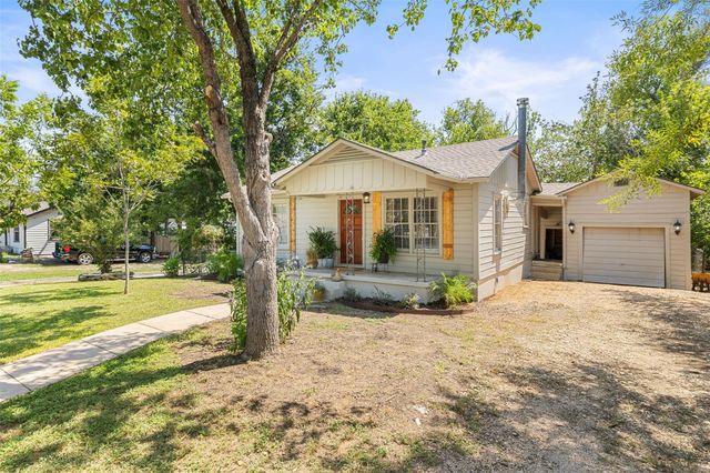 1701 W 7th ST, Taylor, TX 76574