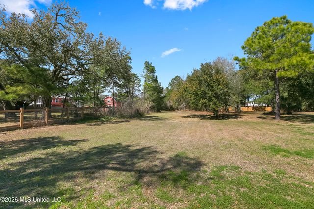 227 N Beach Boulevard, Waveland, MS 39576