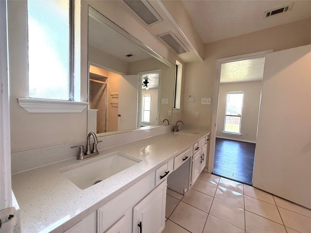 1603 E Peters Colony Road, Carrollton, TX 75007