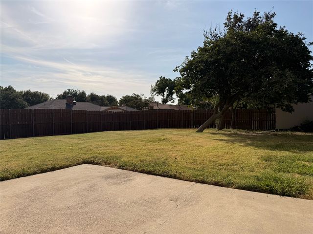 1603 E Peters Colony Road, Carrollton, TX 75007