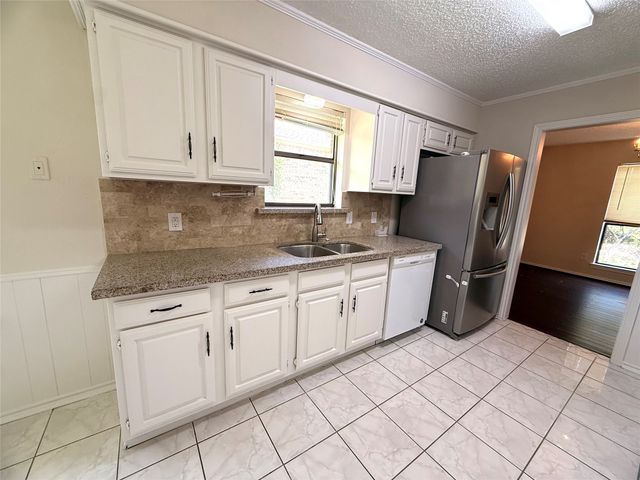 1603 E Peters Colony Road, Carrollton, TX 75007