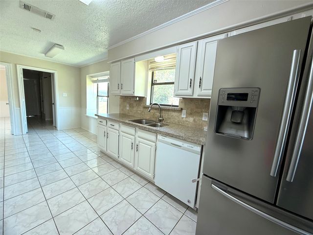 1603 E Peters Colony Road, Carrollton, TX 75007