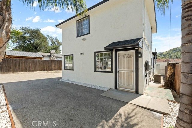 6812 Quinton Lane, Tujunga (los Angeles), CA 91042