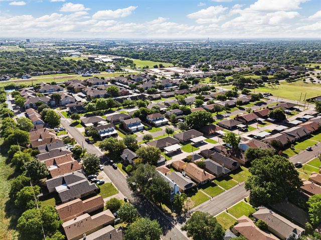 1300 Chapel Downs Road, Waco, TX 76712