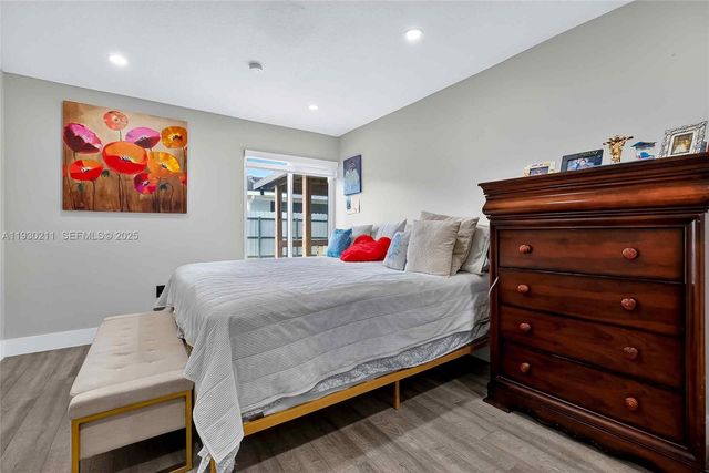 20810 SW 125th Ct Rd, Miami, FL 33177