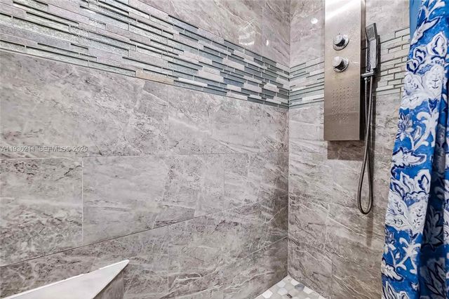 20810 SW 125th Ct Rd, Miami, FL 33177