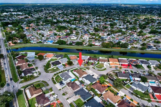 20810 SW 125th Ct Rd, Miami, FL 33177