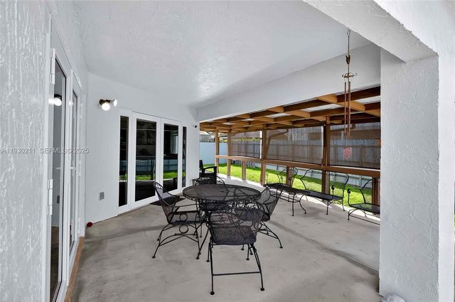 20810 SW 125th Ct Rd, Miami, FL 33177