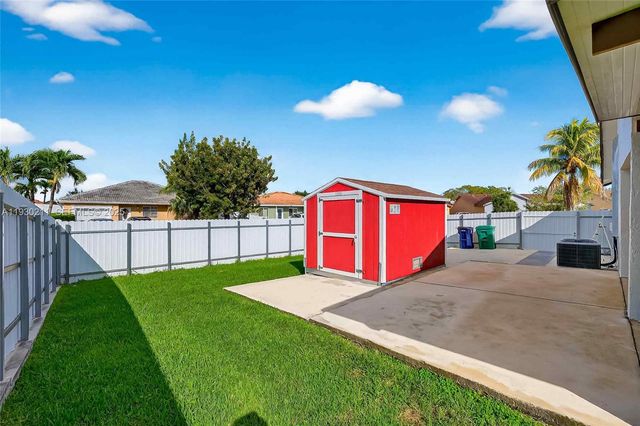 20810 SW 125th Ct Rd, Miami, FL 33177