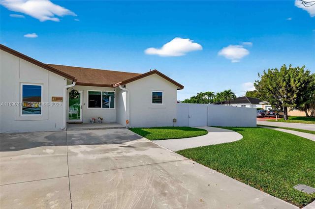 20810 SW 125th Ct Rd, Miami, FL 33177