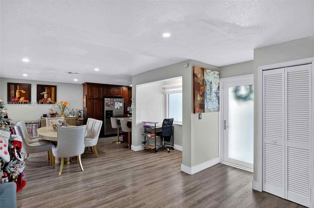 20810 SW 125th Ct Rd, Miami, FL 33177