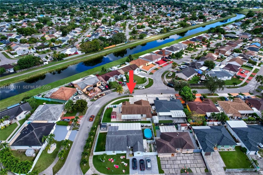 20810 SW 125th Ct Rd, Miami, FL 33177