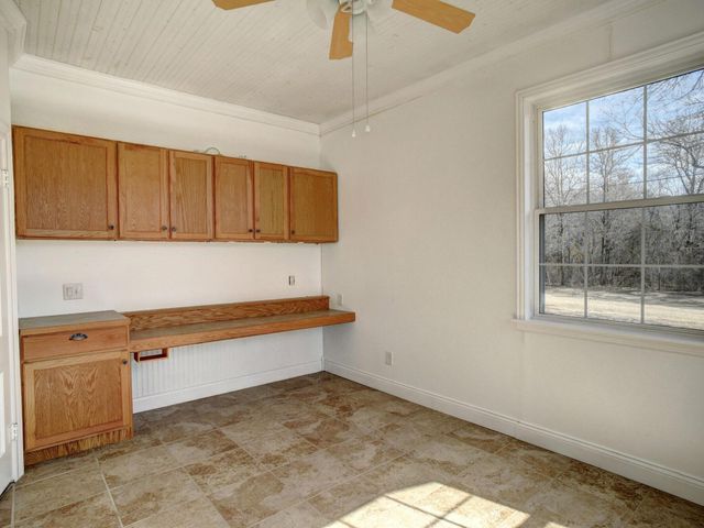 156 Clover RD, Cedar Creek, TX 78612