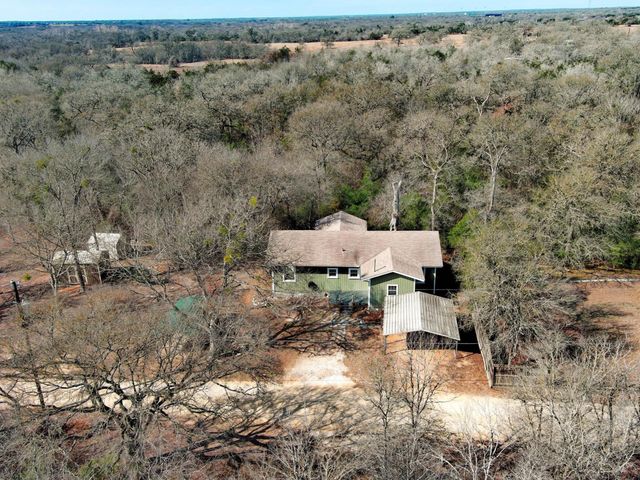 156 Clover RD, Cedar Creek, TX 78612