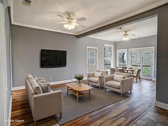 156 Clover RD, Cedar Creek, TX 78612