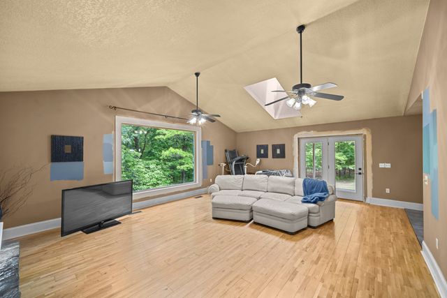 3287 Keith Springs Mountain Rd, Belvidere, TN 37306