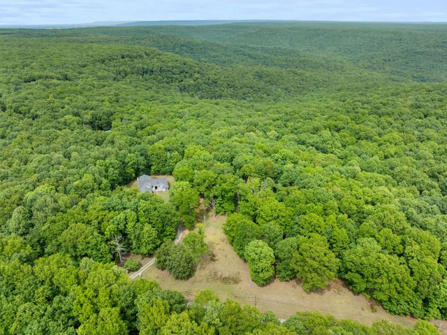 3287 Keith Springs Mountain Rd, Belvidere, TN 37306