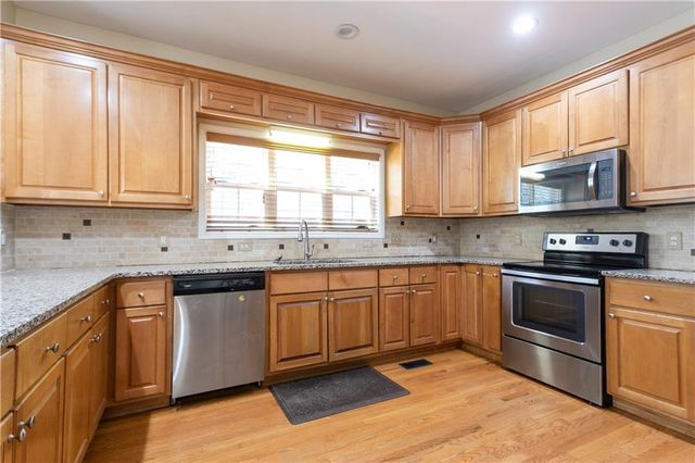 4365 Huntcliff Trace, Douglasville, GA 30135