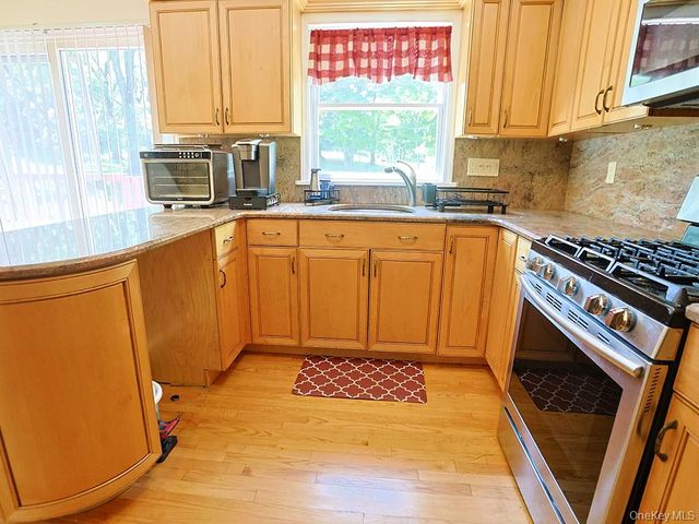 4 Ironworks Road, Monroe, NY 10950