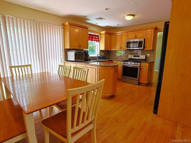 4 Ironworks Road, Monroe, NY 10950